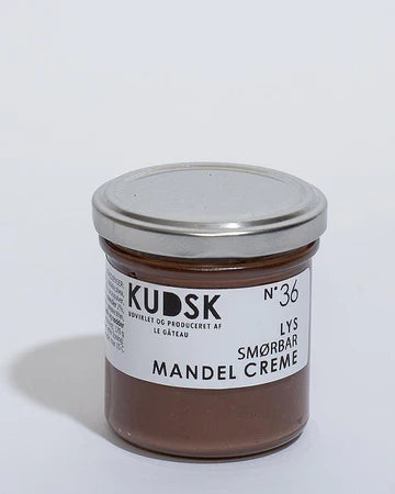 Kudsk Lys smørbar mandel creme Nr36